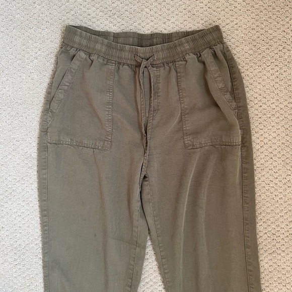 Thread and Supply Olive green joggers small - Picture 3 of 11